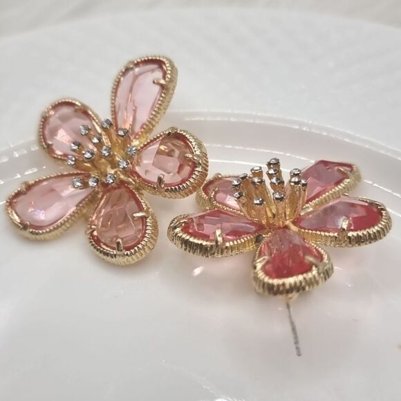 New 18k ANTHROPOLOGIE FLORAL TAPESTRY crystal glass flower earrings - Picture 4 of 11